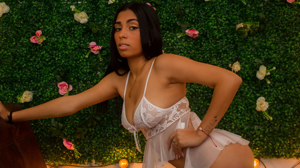  online at GirlsOfJasmin