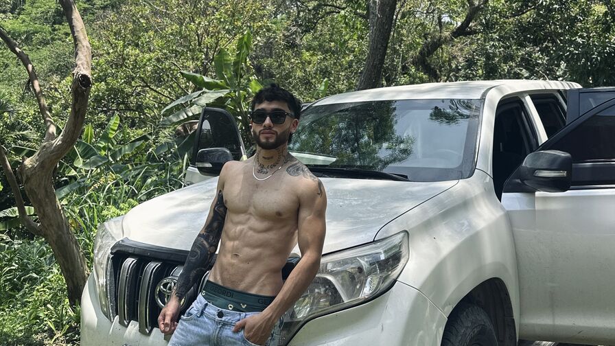 Free Naked ZacTorricheli