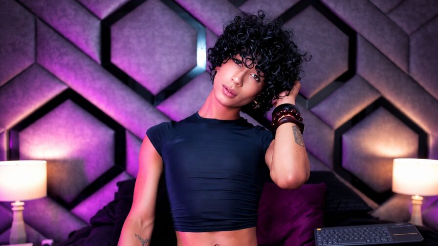 MilanDuvval – Male | She Tabe