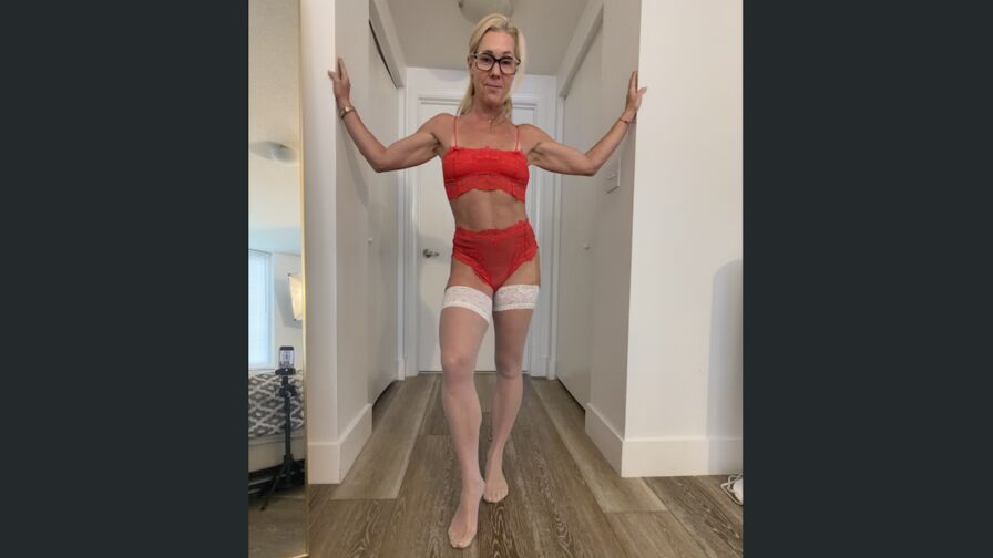 Watch SarahLiberti live on Cuties