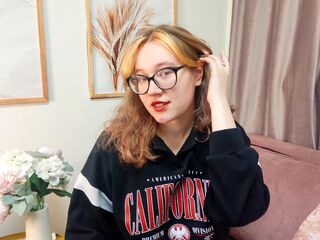 EmiliSwit's live cam