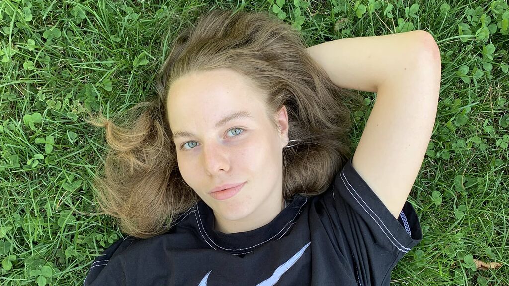  online at GirlsOfJasmin