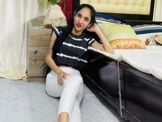 ErinKings Live Cam Model