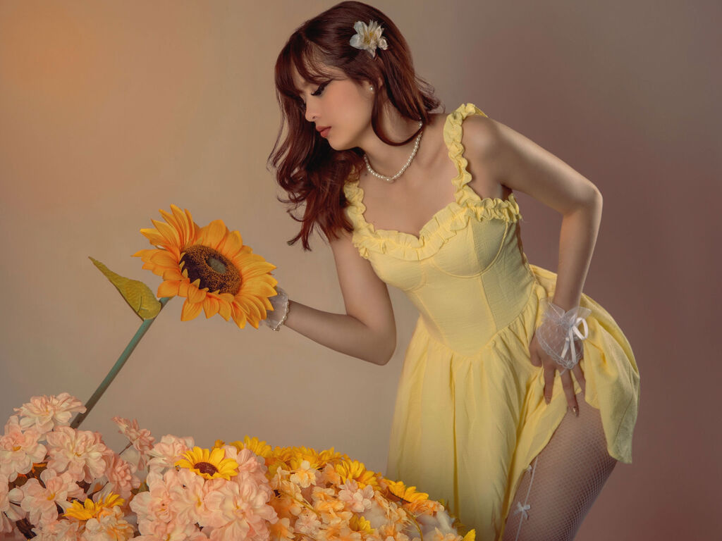DulceBennet LiveJasmin model