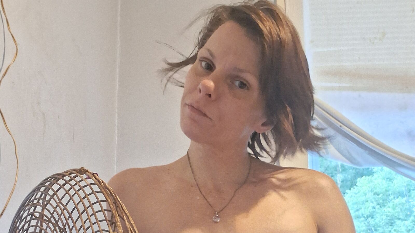 BusyAdams erotic portrait