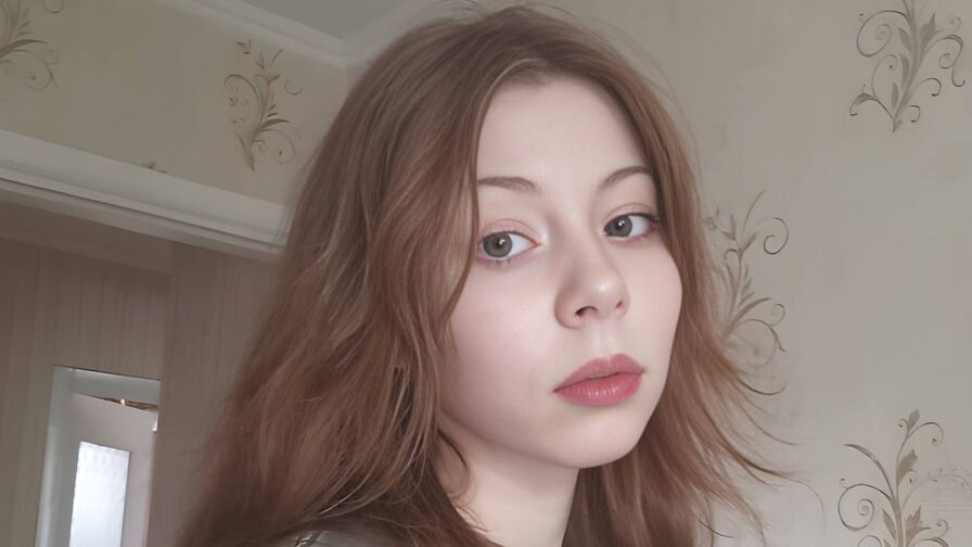 Live Sex Chat with IsabellaHarein