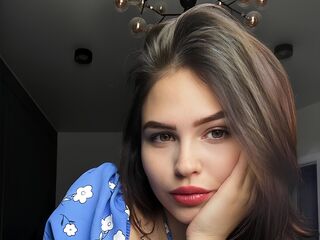KateMetika's live cam