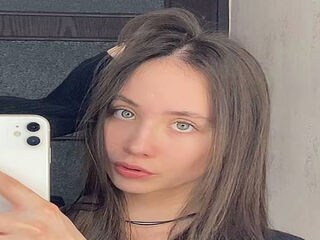 xxx live chat CarynMako