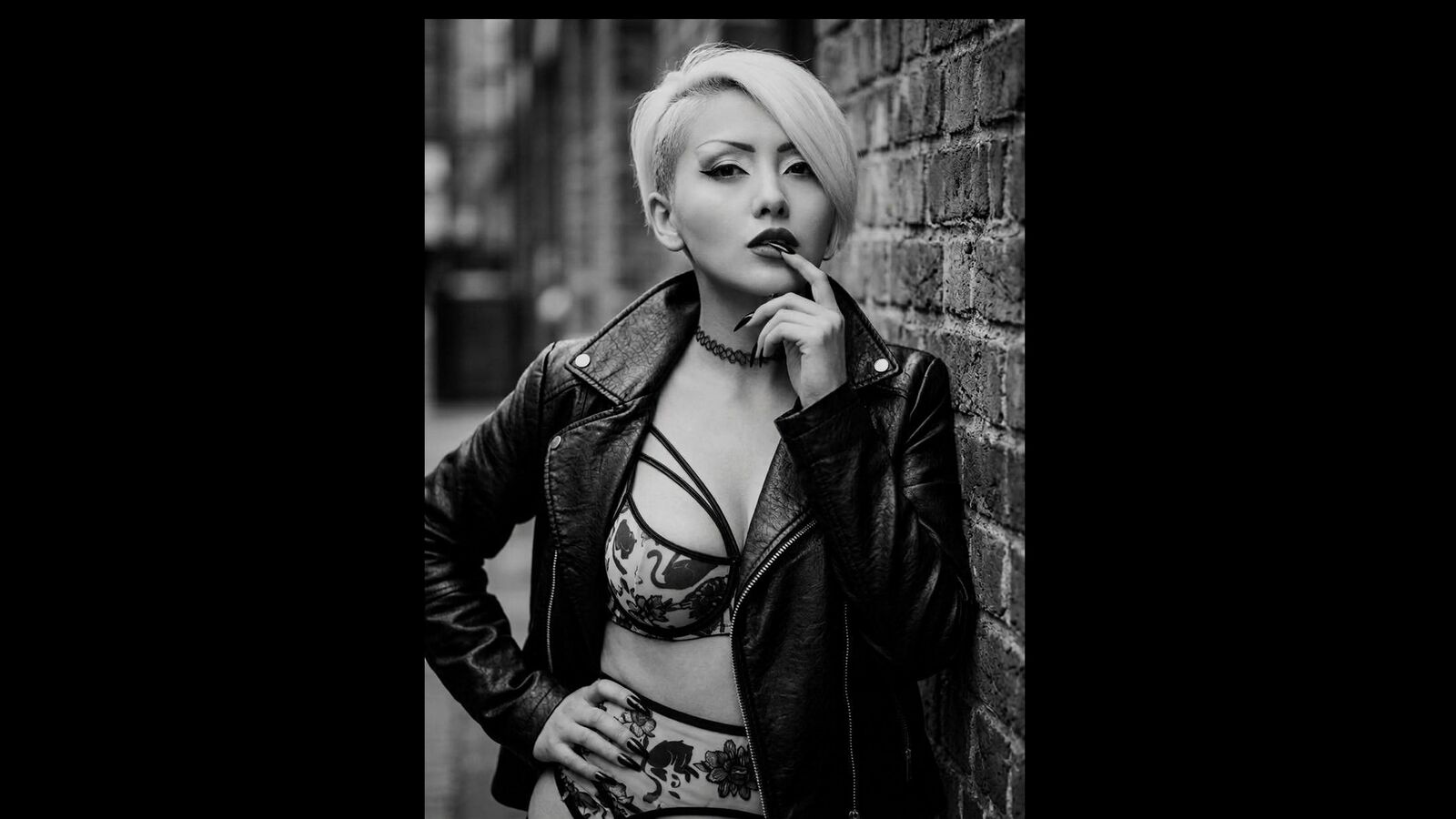 AshleyRhode glamour portrait