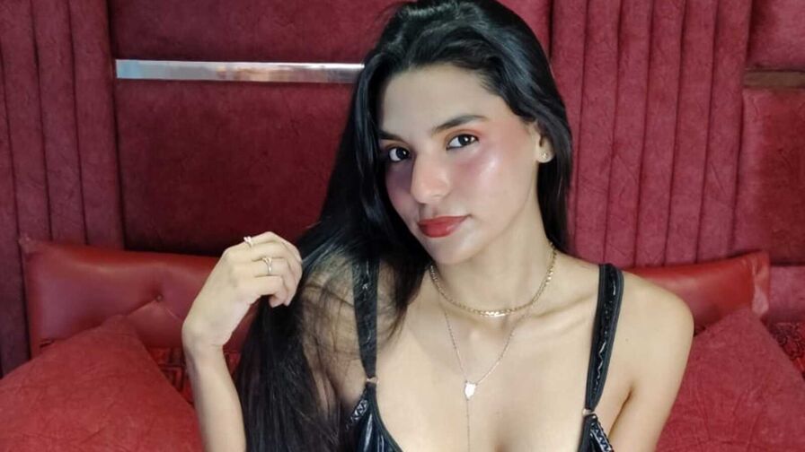 Watch HeilenCuzz live on Amateur Porn