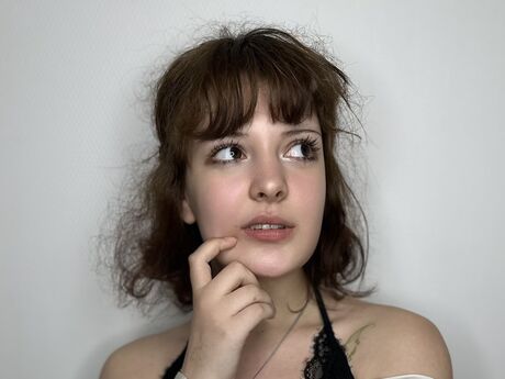 Chat with RozanneLedet