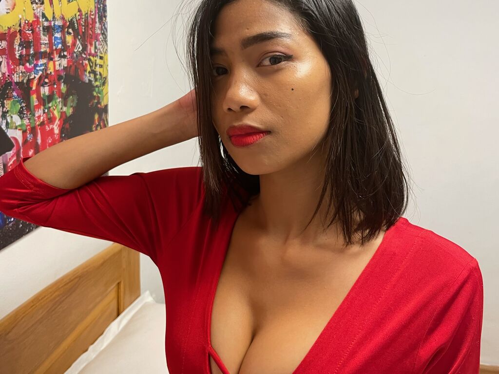 OrianaWoods webcams big tits blowjob