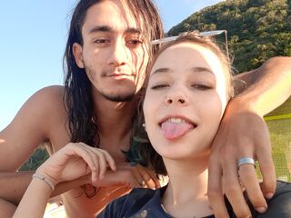 chat adult KurtAndLia
