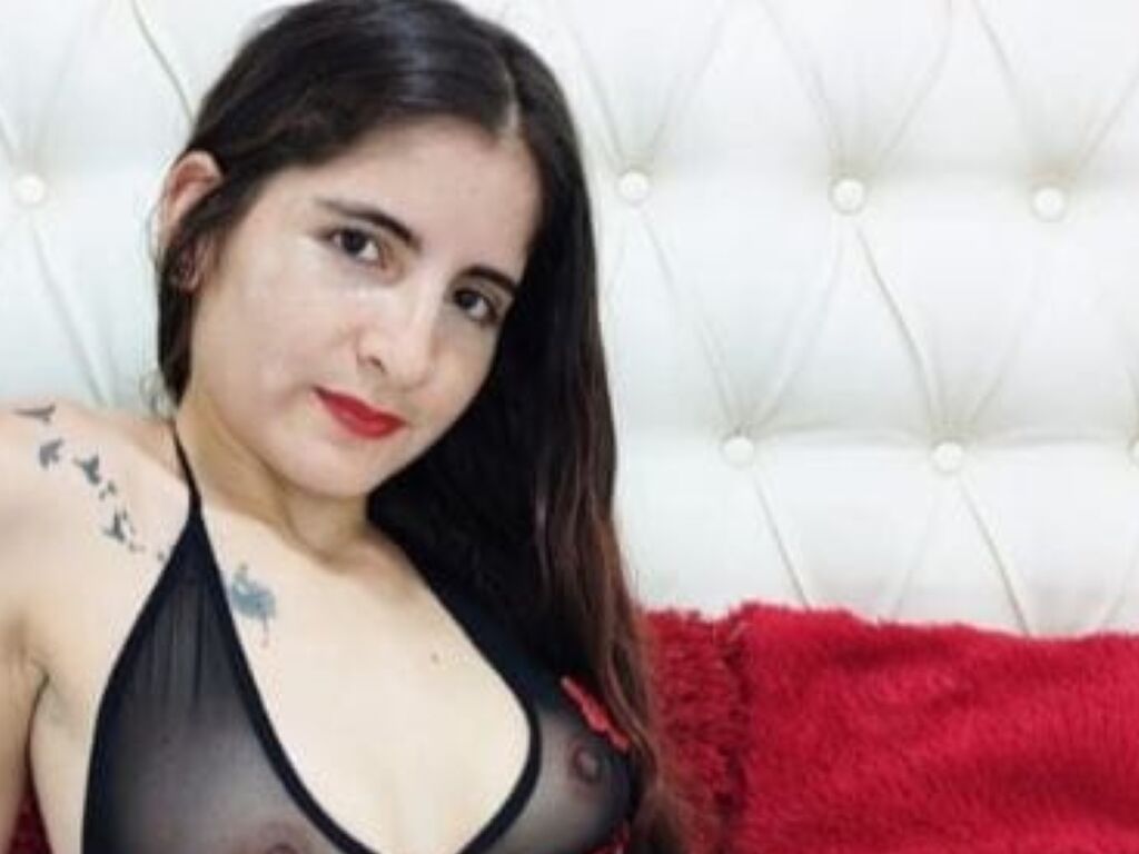 JanetRevelo – webcam model profile photo