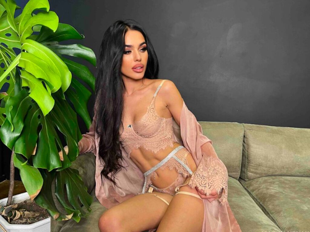 NikitaQuita boobs shows lj pussy cam