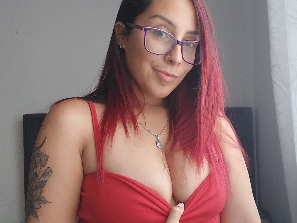 LexieLil fetish webcam nudes