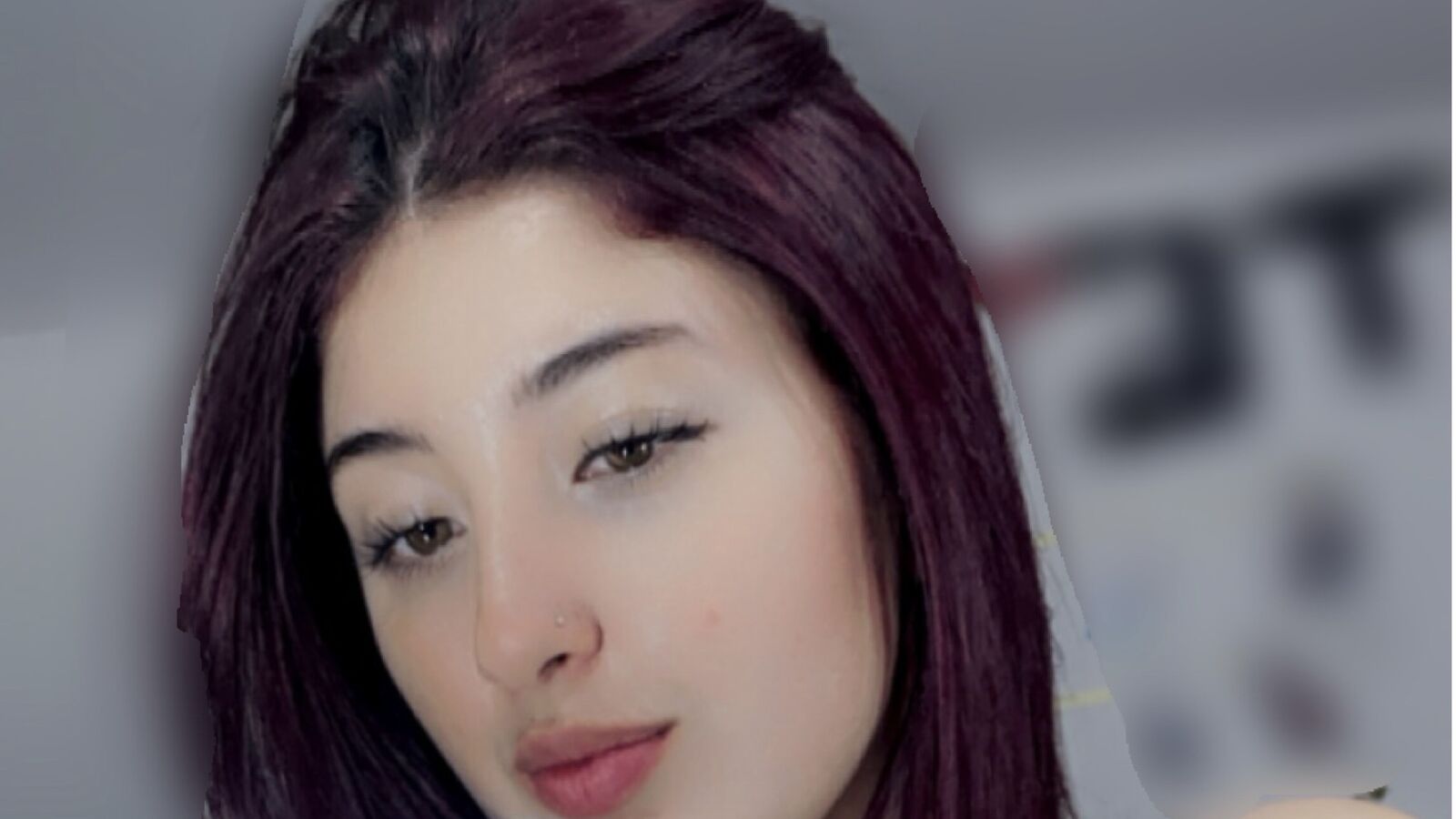 IsabellaRoom erotic portrait