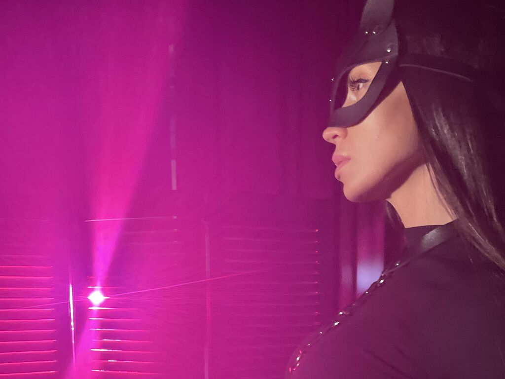 LeilaNyman from Web Night Cam