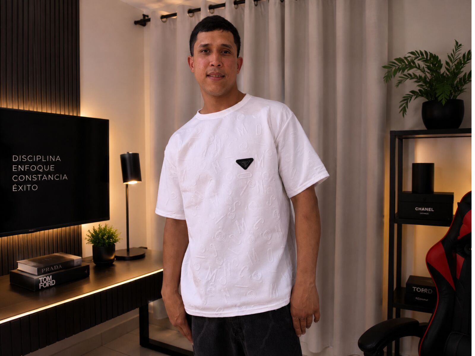 Live cam for DominicVillareal