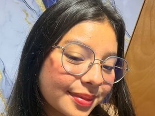 Preview thumbnail of CamilaGat's feed