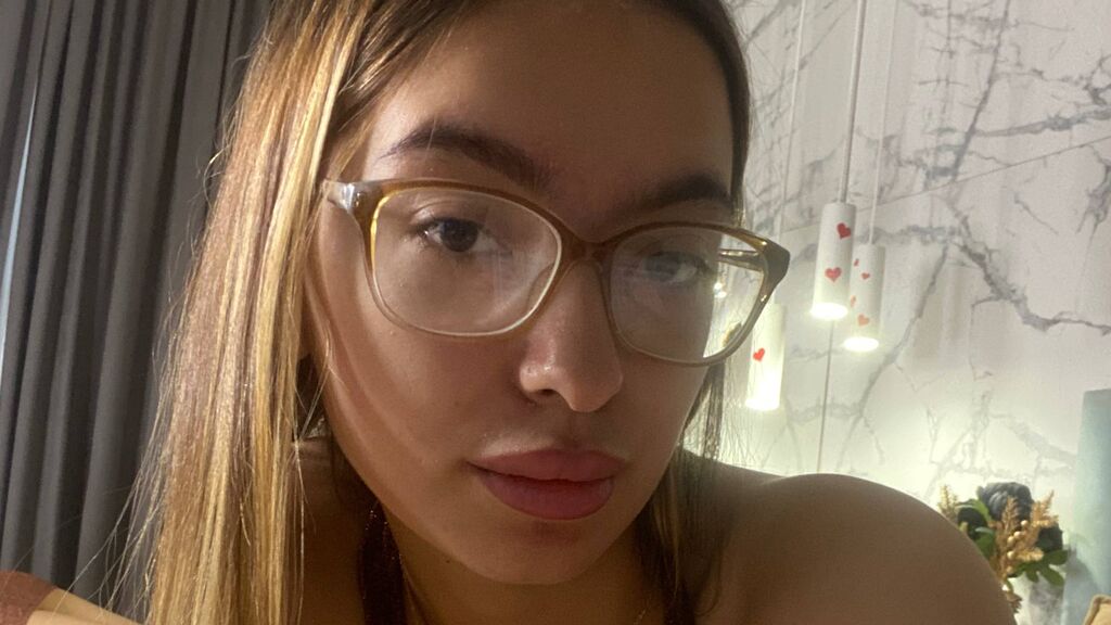 MarianaPollack's profile from Jasmin at GirlsOfJasmin'
