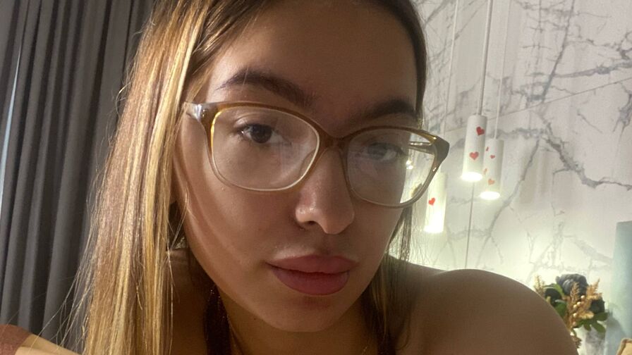 Watch MarianaPollack live on freshseotools.com