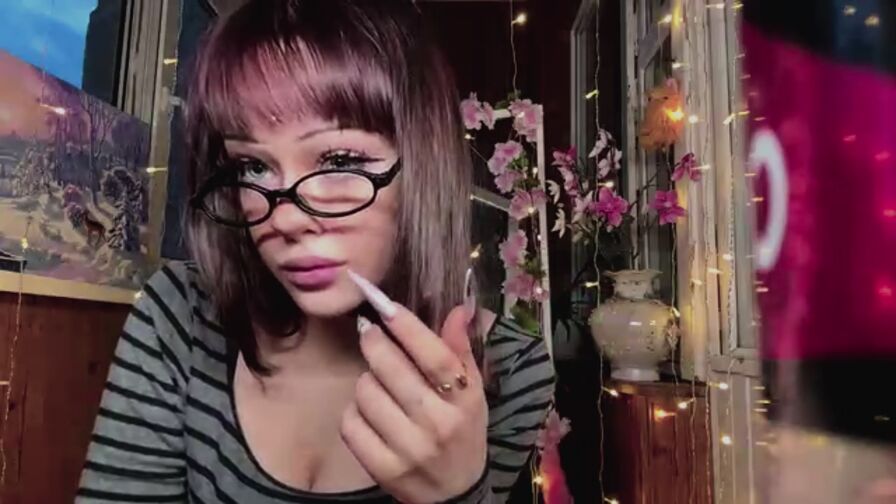 Enter to see naked RonnaSchaller