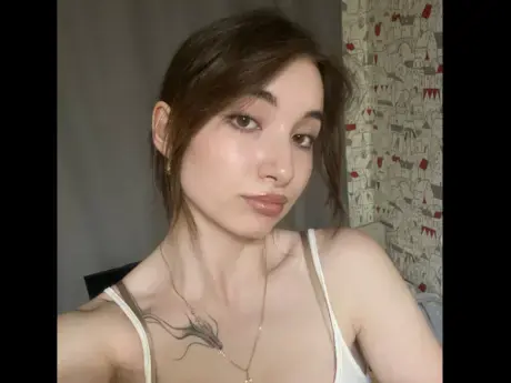 Chat with AdelinaBlis