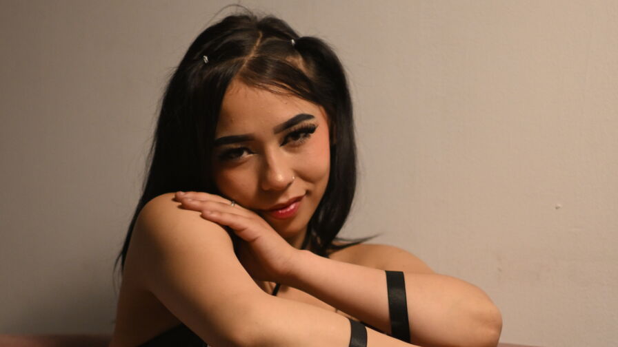Discover LyaSky VIP show
