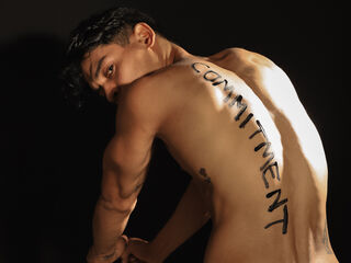 live webcam sex EmilianoPaez