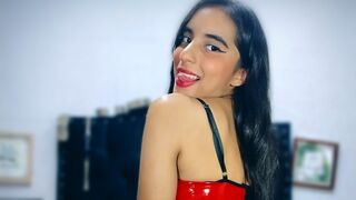 Free Nude EmmaWalkzon