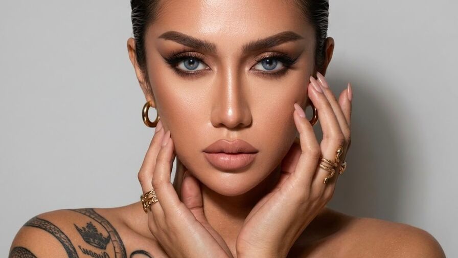 Watch JulliaFakarat on HQFuckTube.com