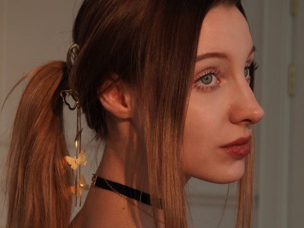 BridgetBoustead Camera Thumbnail