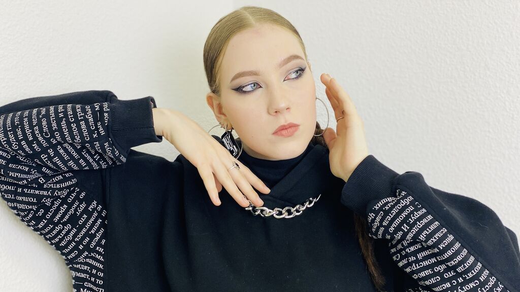  online at GirlsOfJasmin