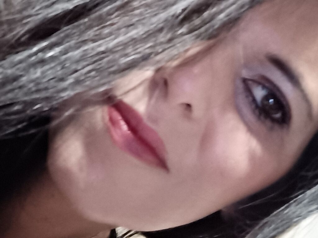 MonicaFerilli live video chat girl preview