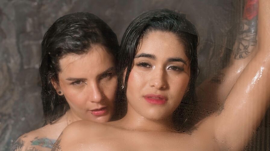 Watch SaraAndMayra on NudiesOnlineCam.com