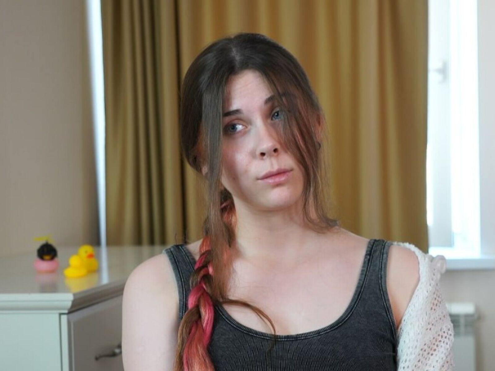 Live cam for RuthLazzaro