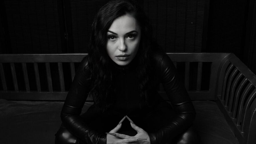 Watch ClaireBond live on freshseotools.com