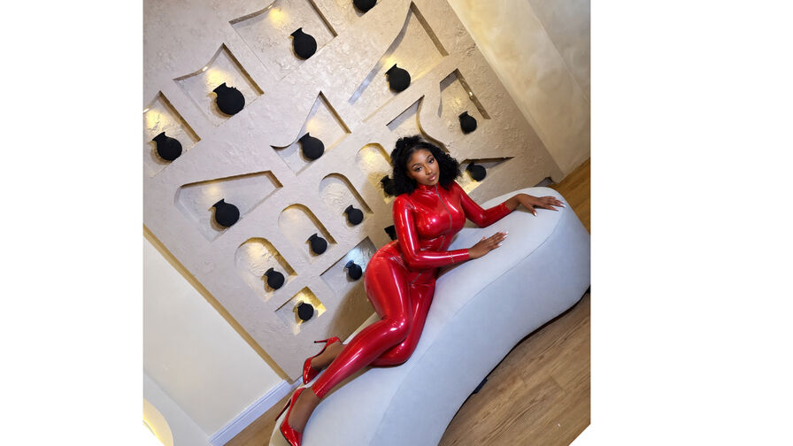 Watch EvaPerre live on Free Erotic Fantasy