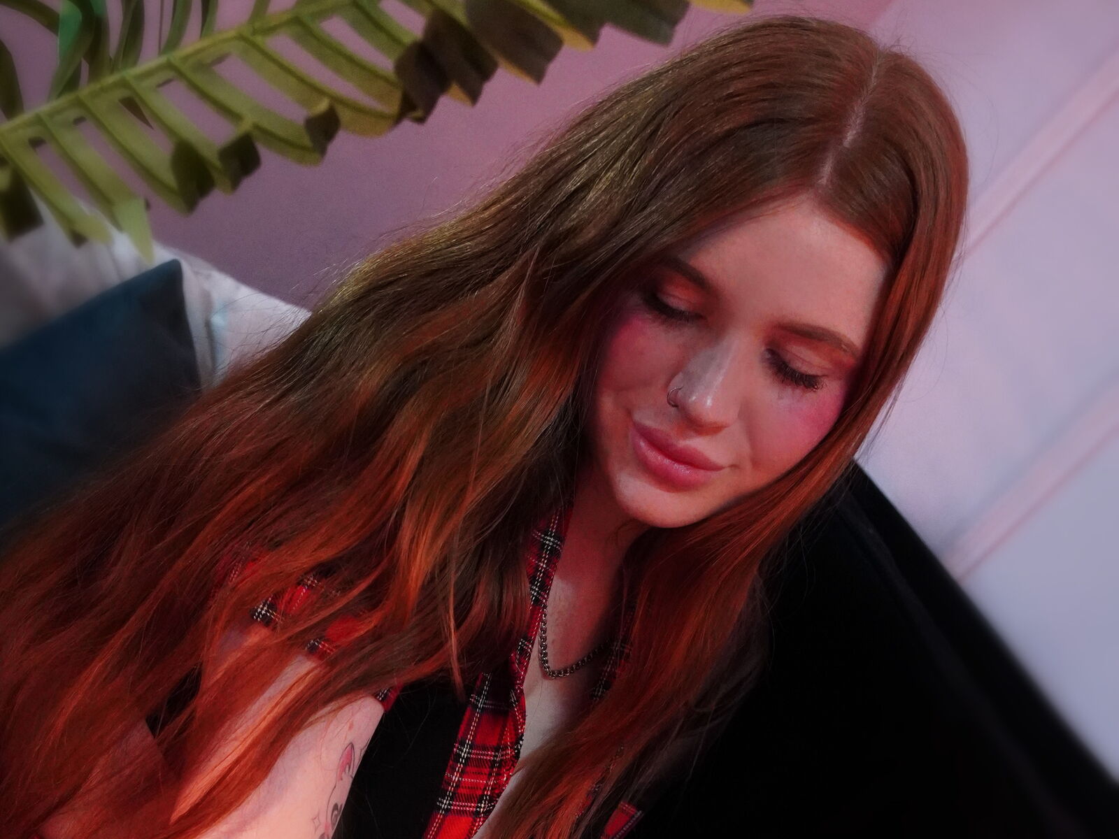 Live cam for KristenEvance