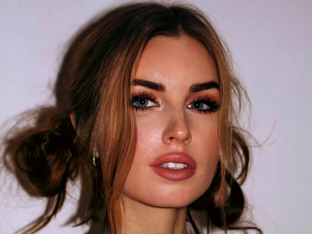 SofiaBrandly