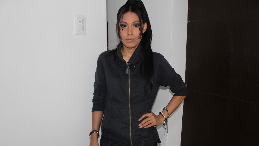  online at GirlsOfJasmin