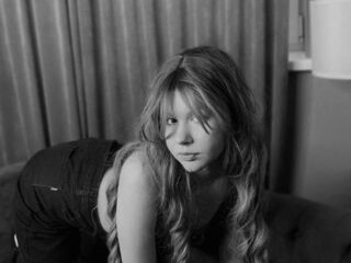 AmmyHoney live nude sexxx