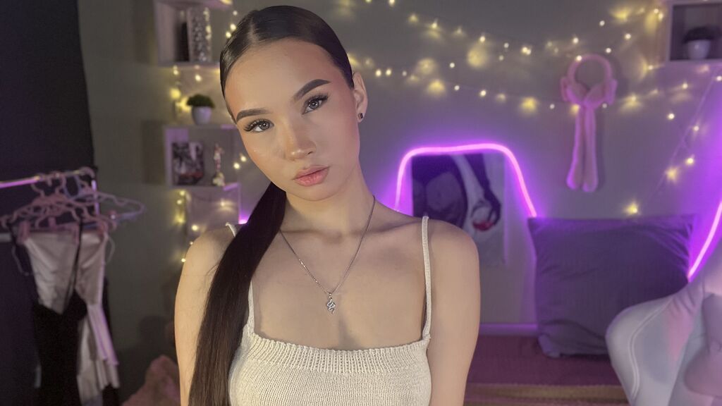 Sex chat gratuit in direct cu EmiliaHerrera pe LiveJasmin