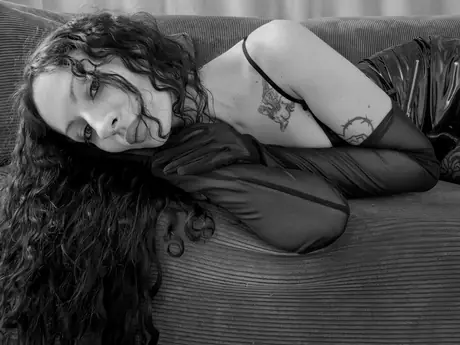 Chat with RoseCrowley