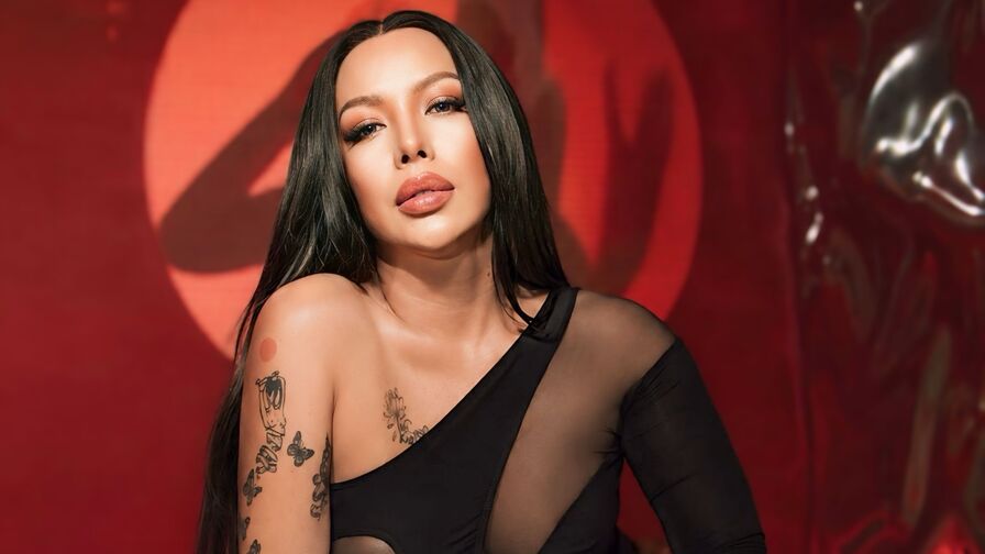 Watch AnnaMedina live on Ultra Erotica