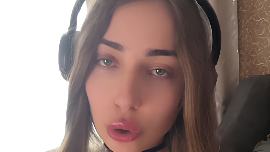 Watch KorniBlook live on Amateur Porn