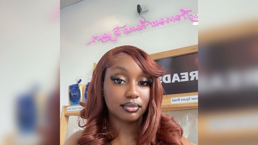 NessaLucky Cumshow Vip